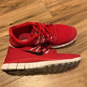 Red Nike free 5.0